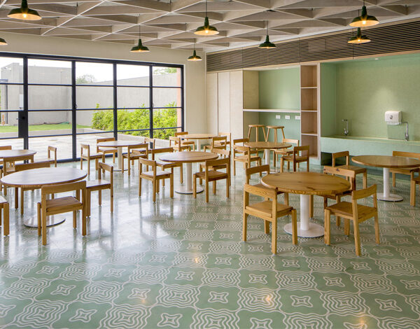 روضة الأطفال "Toy Blocks" أحمد آباد 4 Toy Blocks Kindergarten Blocher Partners 004