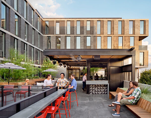 فندق "Arrive" - شرق أوستن 2 Arrive-East-Austin-Hotel-002