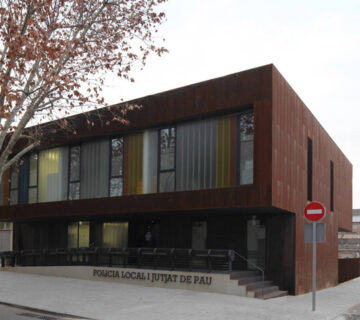 Police Station Barcelona 001