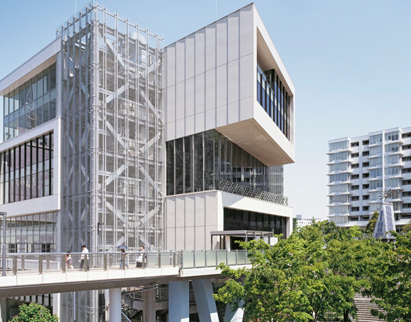 المركز التجاري يوتسوباكو - اليابان 3 Yotsubako shopping center Japan 003