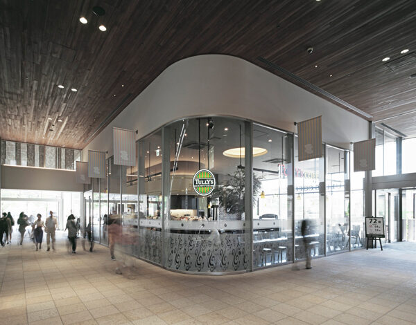 المركز التجاري يوتسوباكو - اليابان 5 Yotsubako shopping center Japan 005